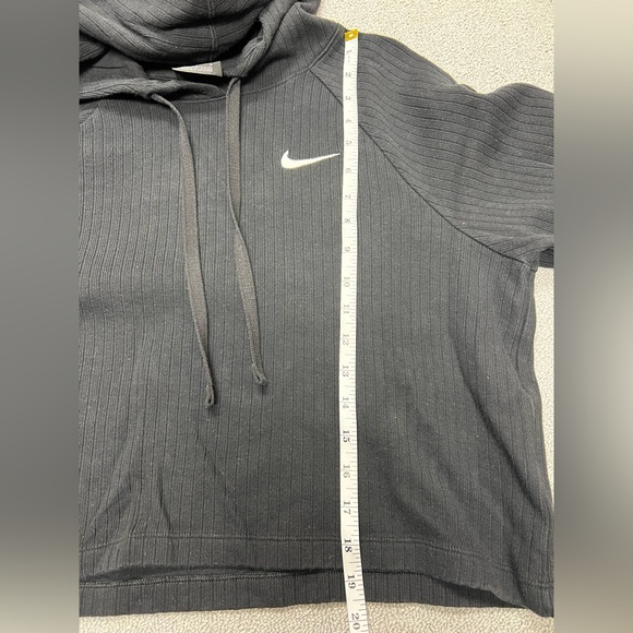 Nike Black Hooded Ribbed Sweatshirt - Picture 10 of 11